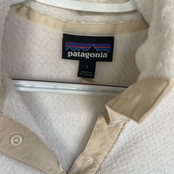 Patagonia Women’s Sherpa - Picture 3 of 4